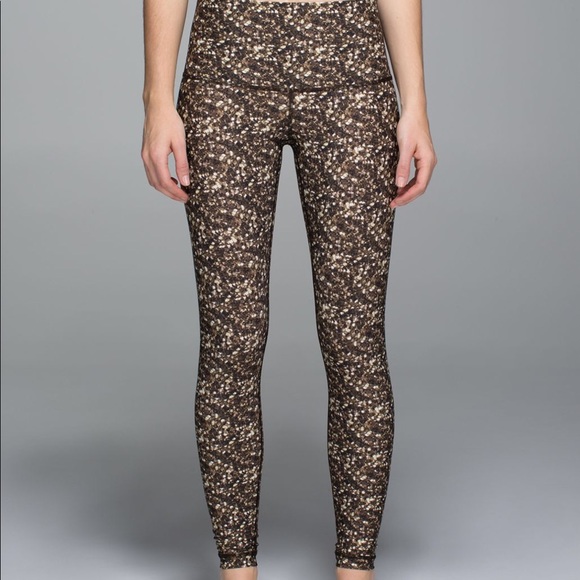 lululemon athletica Pants - Lululemon Shine Tight Leggings. Size 6.